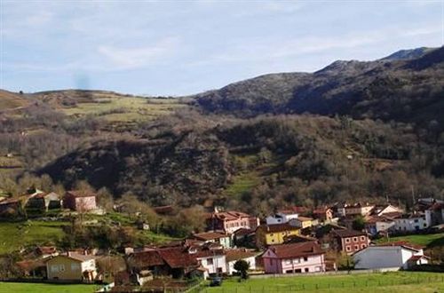 Apartamentos El Pedrayu Onís Exteriér fotografie